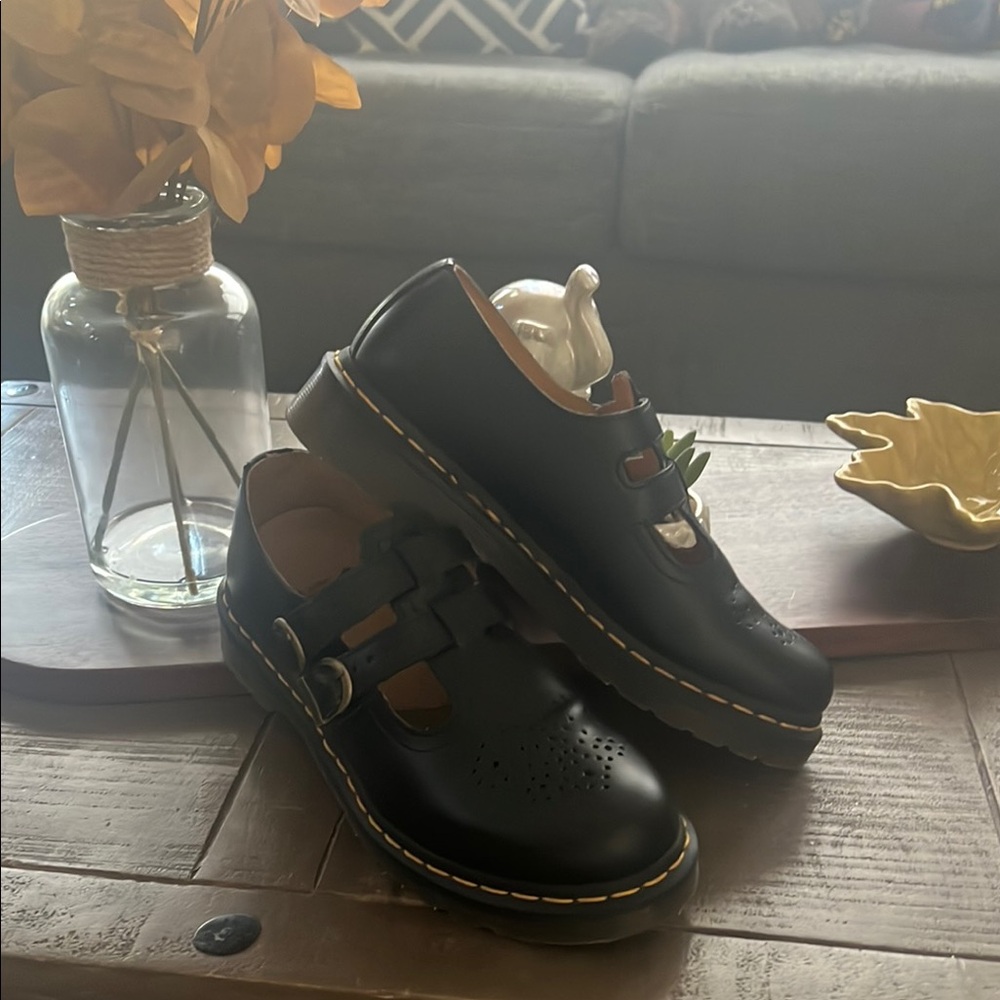 Dr. Martens Mary Jane